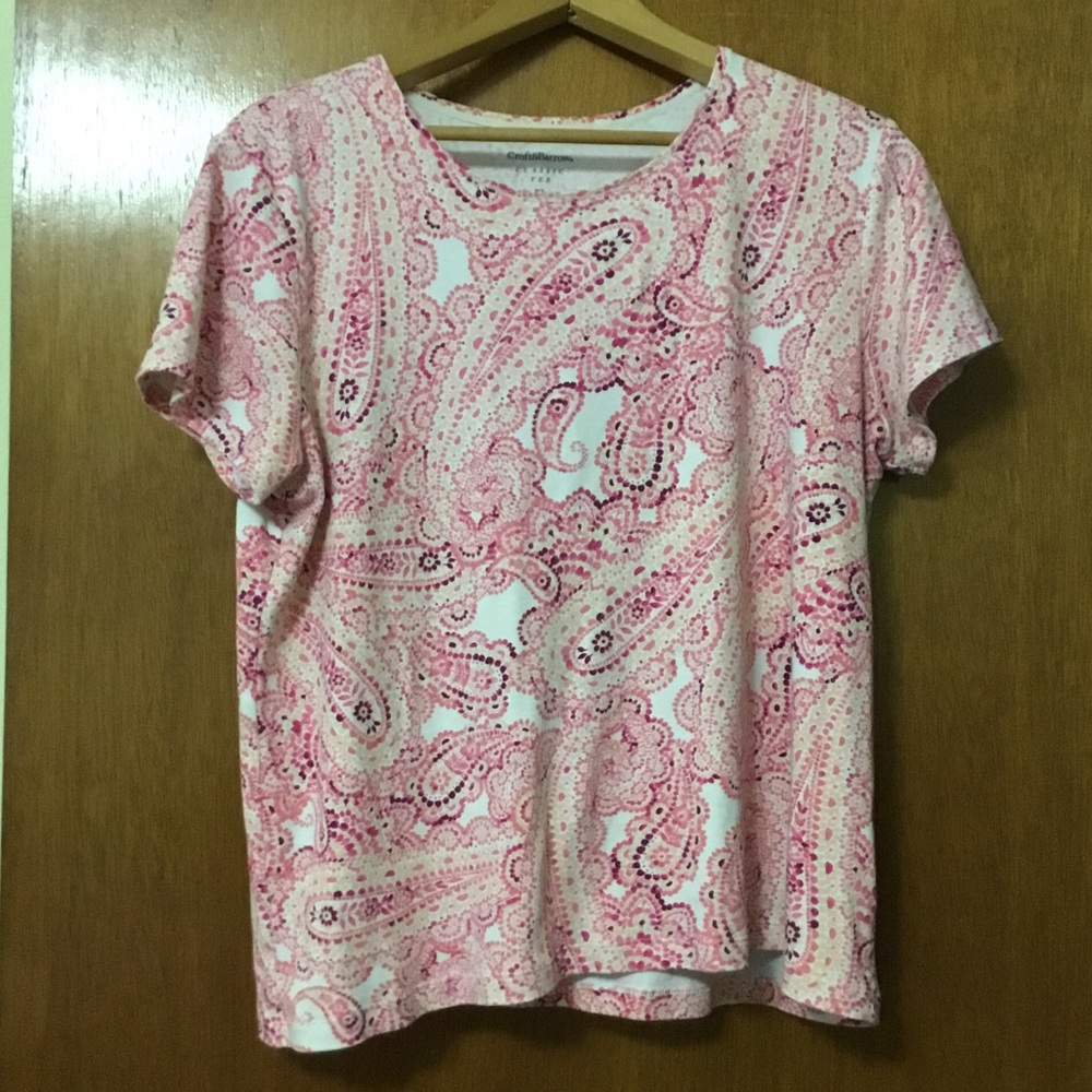 Croft & Barrow Pink Paisley Short Sleeve Top